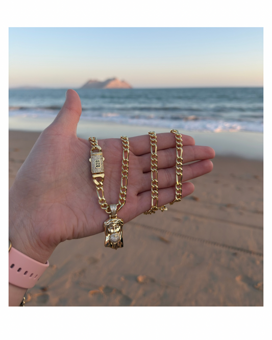 Cadena Mónaco con dije Cristo✨
