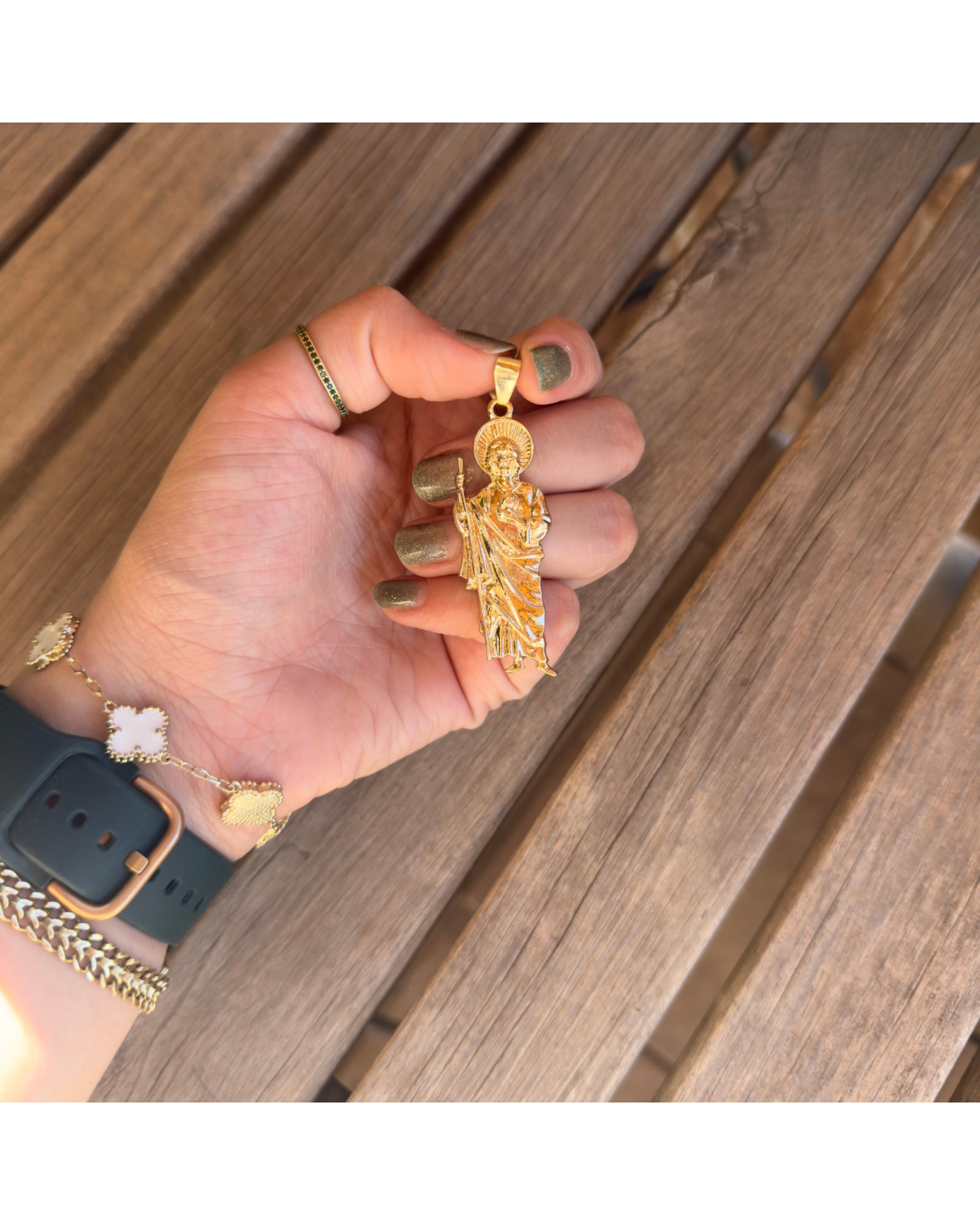 Dije San Judas Tadeo manto dorado✨